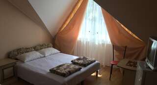 Гостиница Guest House Alina Лермонтово Стандартный четырехместный номер-4